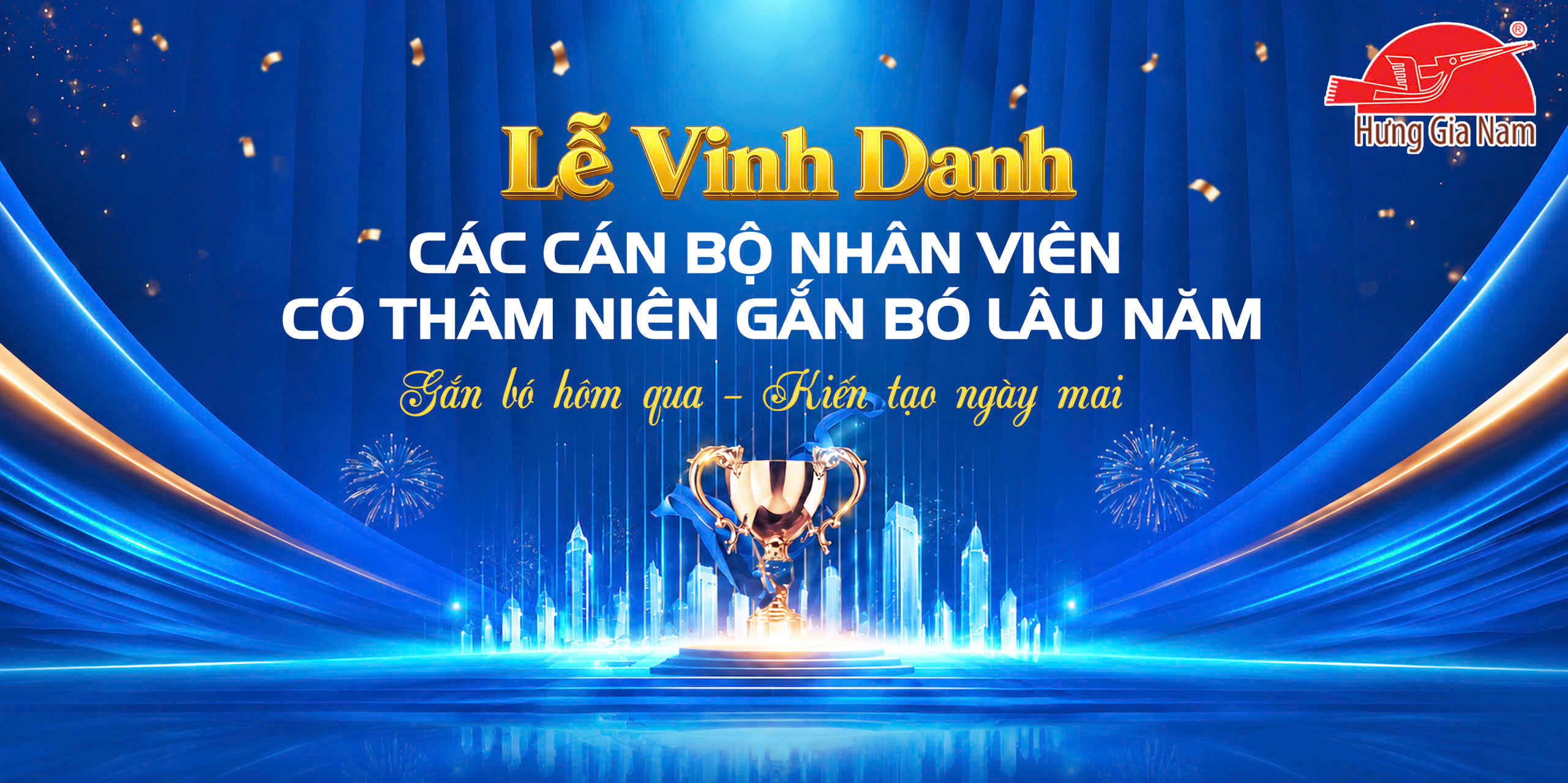 LỄ VINH DANH CÁN BỘ NHÂN VIÊN CÓ THÂM NIÊN GẮN BÓ LÂU NĂM