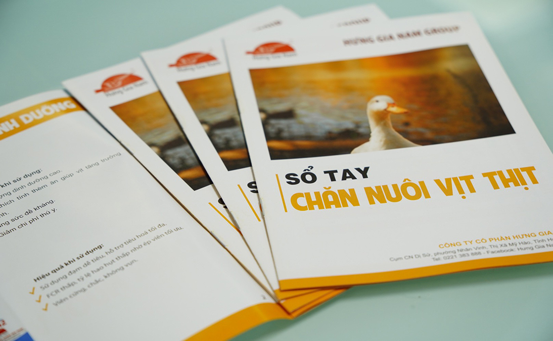 [HƯNG GIA NAM GROUP] BAN HÀNH SỔ TAY CHĂN NUÔI VỊT THỊT 