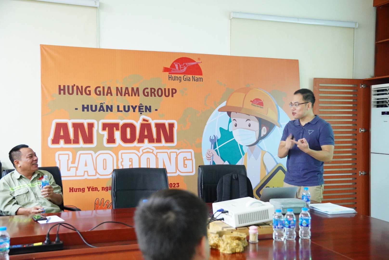 [HƯNG GIA NAM GROUP] HUẤN LUYỆN AN TOÀN LAO ĐỘNG TRONG DOANH NGHIỆP